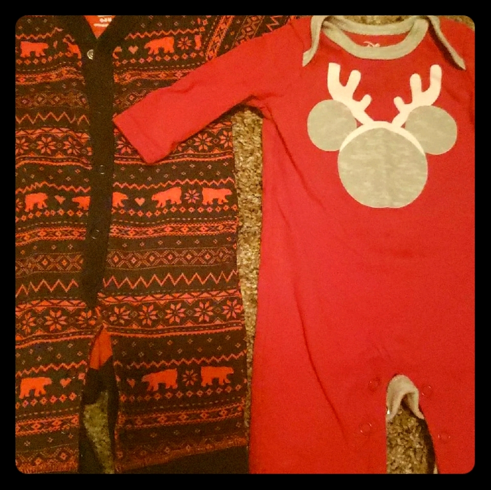 Neutral onsies Christmasy NB 0-3